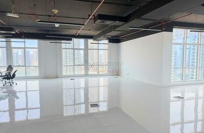 Office Space - Studio - 1 Bathroom for rent in Grosvenor Office Tower - Business Bay - Dubai