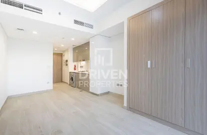 Apartment - 1 Bathroom for rent in Azizi Riviera 9 - Azizi Riviera - Meydan One - Meydan - Dubai