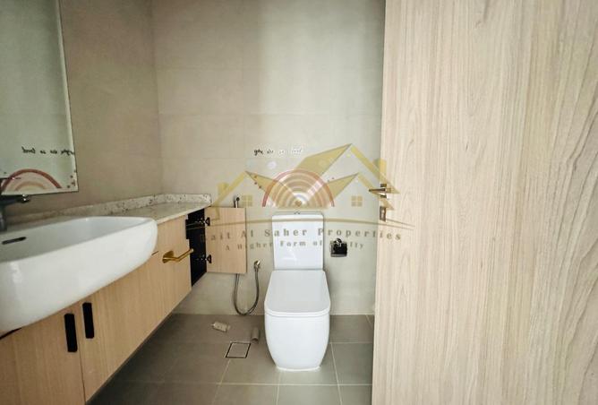 114613760 - Property Image 3