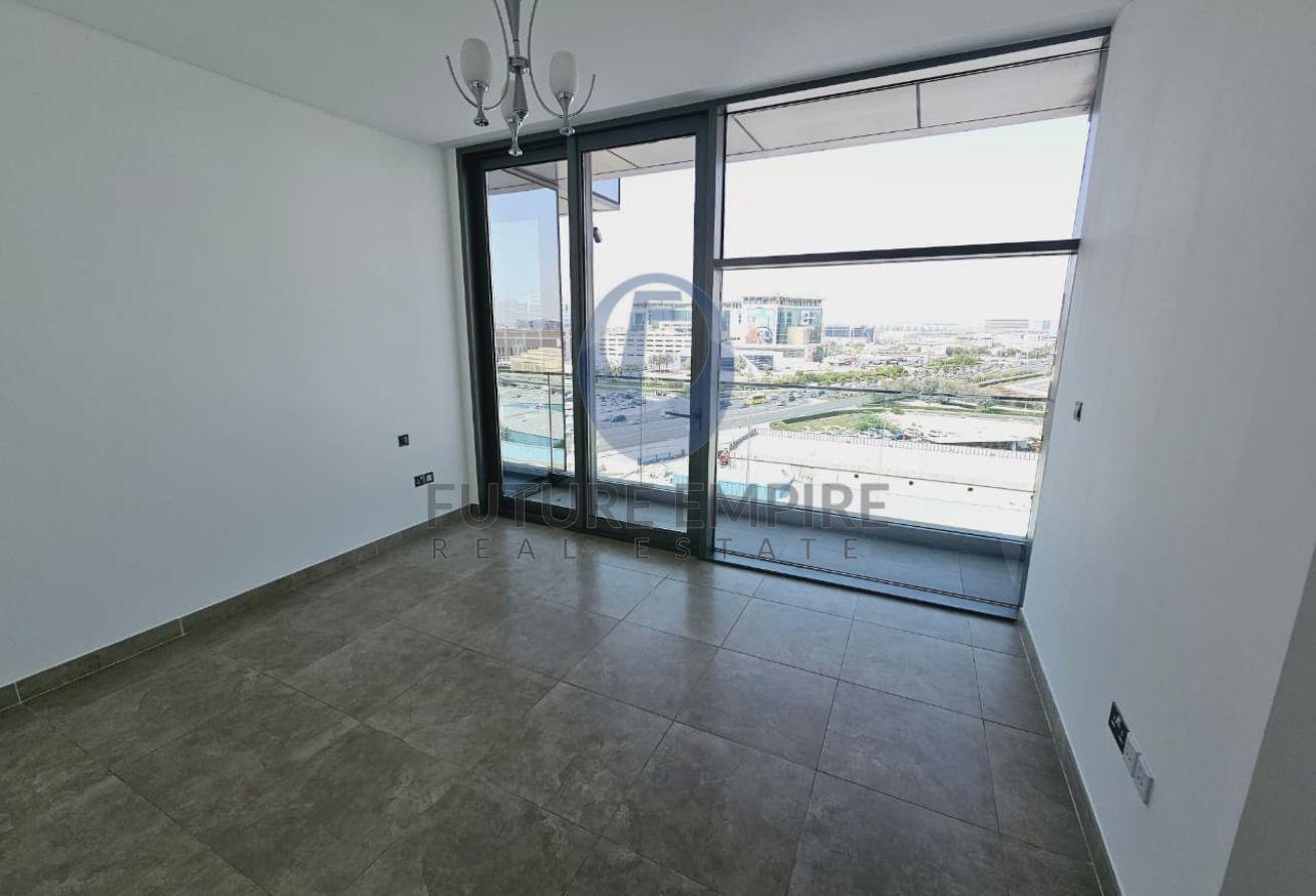 1 MONTH FREE | Luxurious 2BHK + Laundry | Gym Pool photo 8