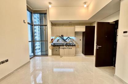 Apartment - Studio - 1 Bathroom for rent in Burj Ghaya - Al Jaddaf - Dubai
