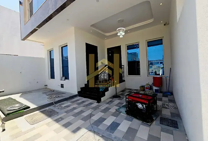 152815045 - Property Image 2