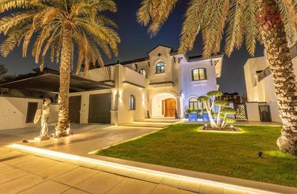 Villa - 5 - 6 for rent in Garden Homes Frond B - Garden Homes - Palm Jumeirah - Dubai