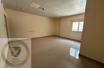 Apartment - Studio - 1 Bathroom for rent in Al Majaz 3 - Al Majaz - Sharjah