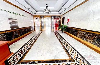 Apartment - 1 Bedroom - 2 Bathrooms for rent in Muwailih Building - Muwaileh - Sharjah