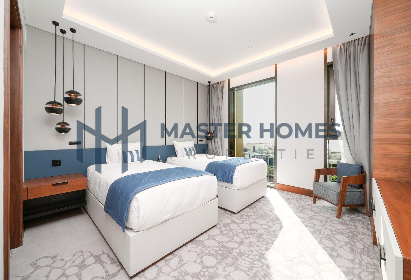 Sea And Skyline View | Bills Included | Waterfront photo 12