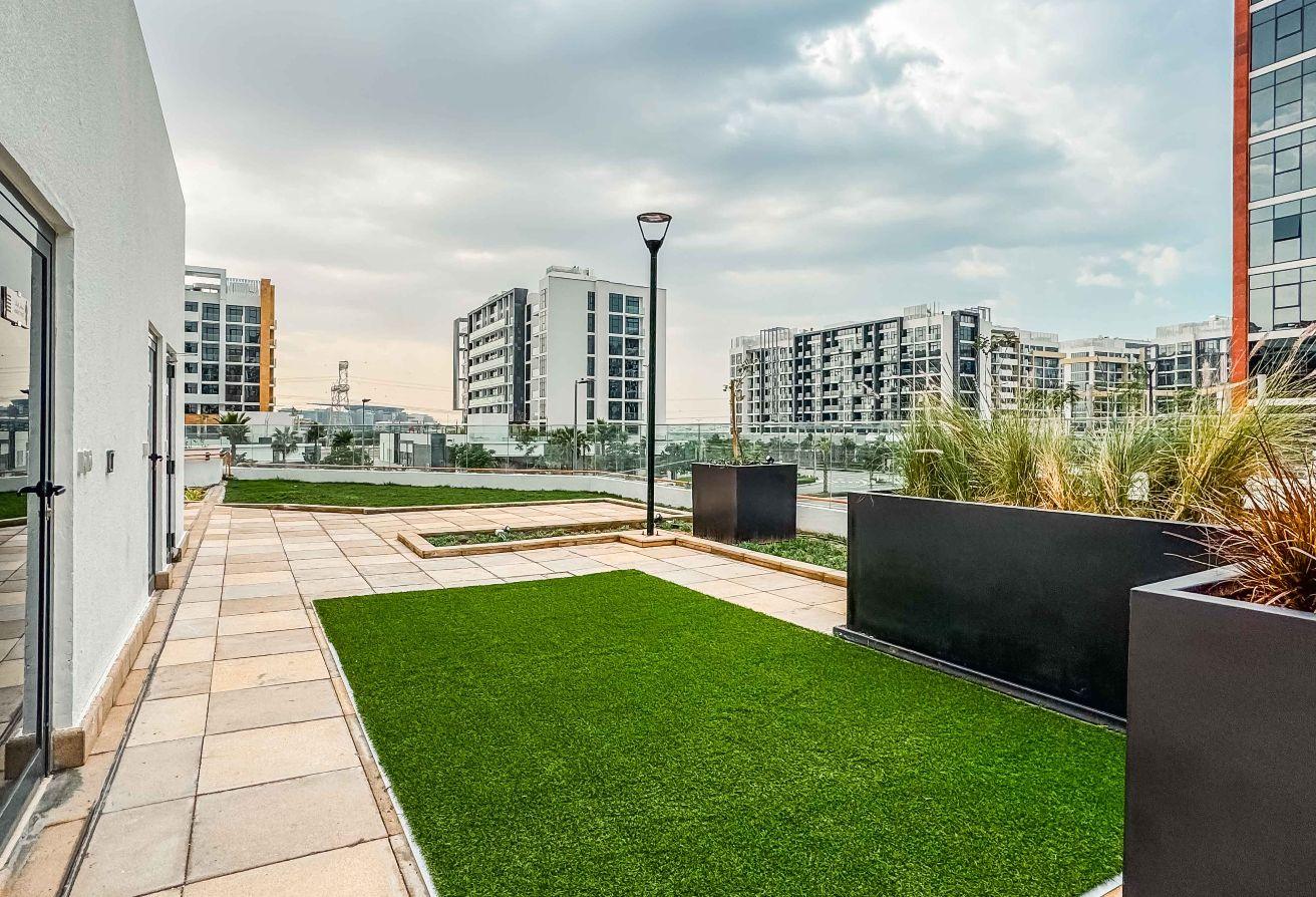 Exclusive | Unfurnished Studio | Pool View photo 11
