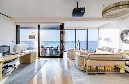 Apartment - 1 Bedroom - 2 Bathrooms for sale in Bulgari Resort  and  Residences 6 - Bulgari Resort  and  Residences - Jumeirah Bay Island - Jumeirah - Dubai