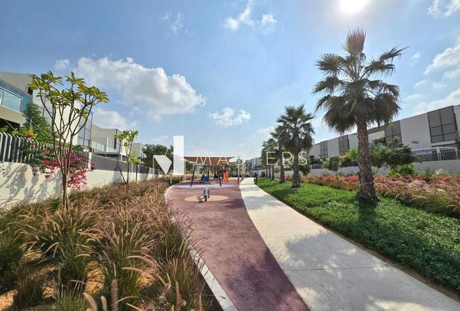 70285313 - صورة العقار 2