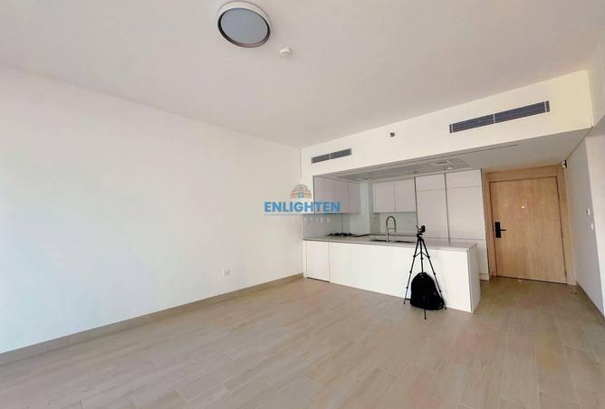 67819430 - Property Main Image