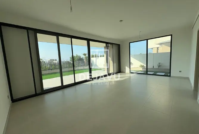 163248607 - Property Image 3