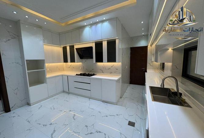 70705838 - Property Image 3