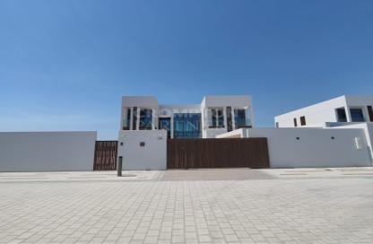 Villa - 5 - 6 for rent in Nad Al Dhabi - Al Jubail Island - Abu Dhabi