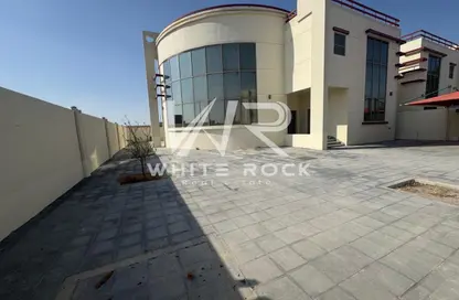 Villa - 5 Bedrooms - 7+ Bathrooms for rent in Mohamed Bin Zayed City - Abu Dhabi