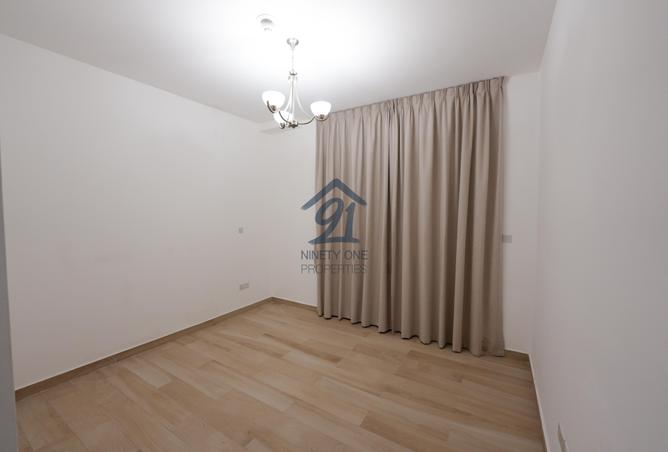 76965601 - Property Image 3