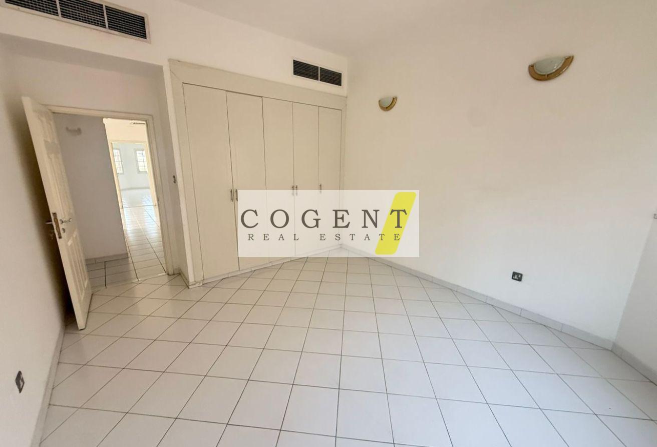 Compound Villa | Bright & Spacious | Pvt Garden photo 9