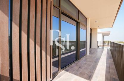 Villa - 5 - 7 for sale in Nad Al Dhabi - Al Jubail Island - Abu Dhabi