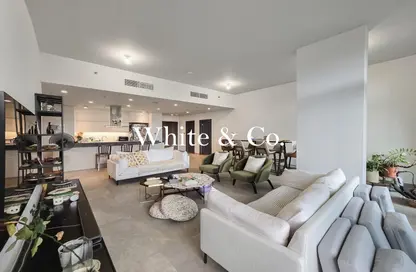 Apartment - 3 Bedrooms - 5 Bathrooms for sale in Oia Residence - Motor City - Dubai