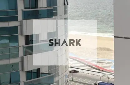 شقة - 2 غرف نوم - 2 حمامات للبيع في مساكن كورنيش عجمان - طريق كورنيش عجمان - عجمان