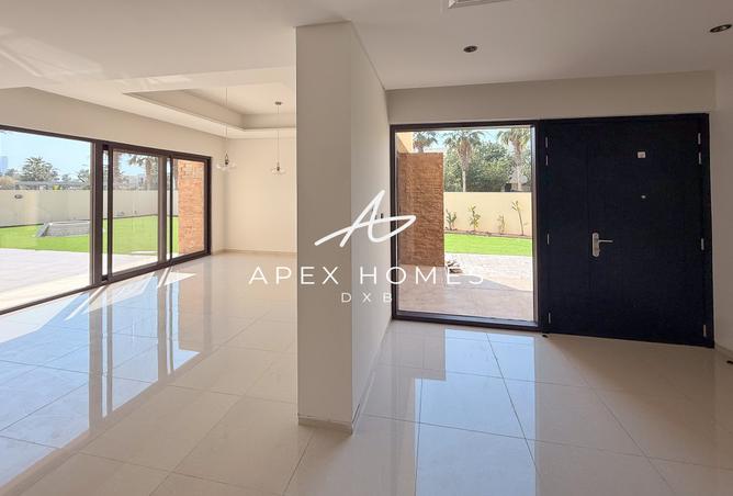 136560086 - Property Image 2
