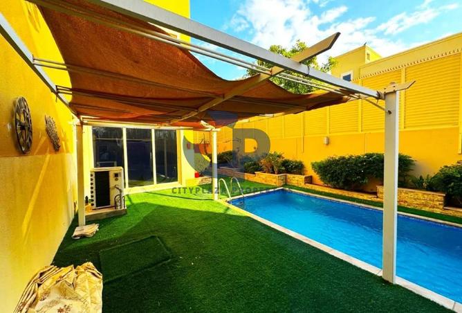 Spacious 4BR+M Villa|Private Pool|2 Parking Spaces
