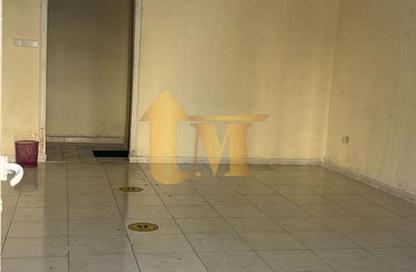 Shop - Studio - 1 Bathroom for rent in Building K06 - Greece Cluster - International City - Dubai