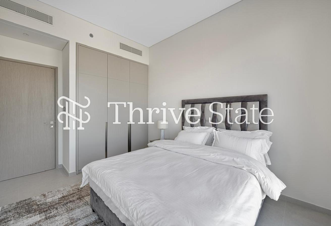Stunning Burj Khalifa View| High Floor| Furnished photo 16