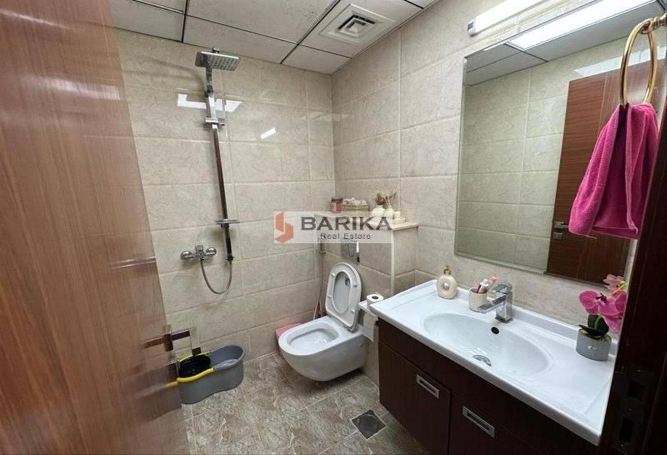 Spacious 1-Bedroom +Study Room in Laya Residence photo 15