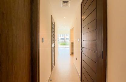 Townhouse - 5 - 6 for rent in Nice - Damac Lagoons - Dubai