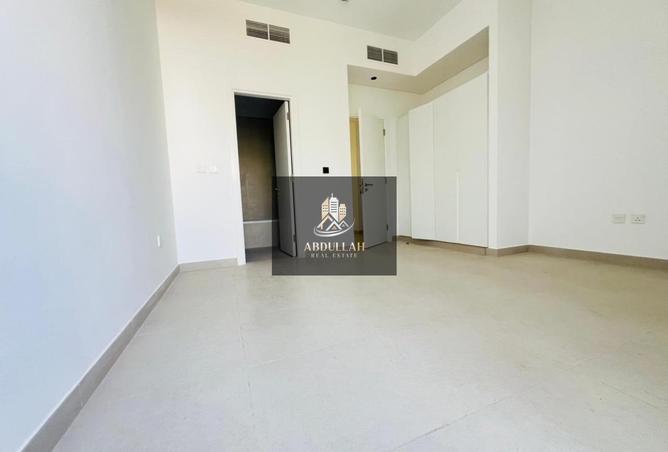 57372112 - صورة العقار 3