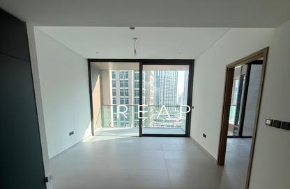 Apartment - 1 - 1 for rent in The Edge - Business Bay - Dubai