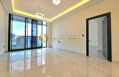 Apartment - 1 - 2 for sale in Samana Golf Avenue - Dubai Studio City - Dubai