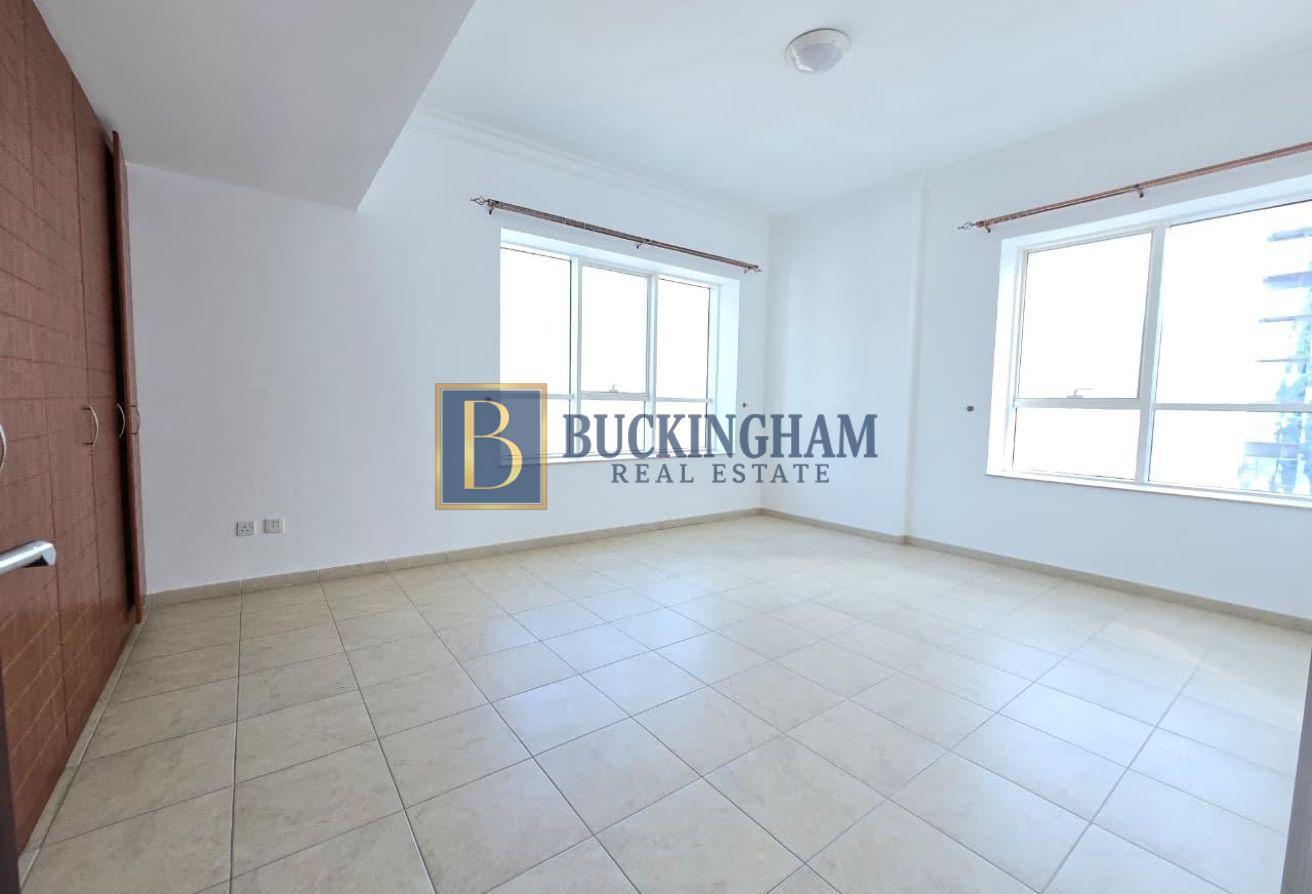3BR + Maids | Lake View | Prime Location photo 10