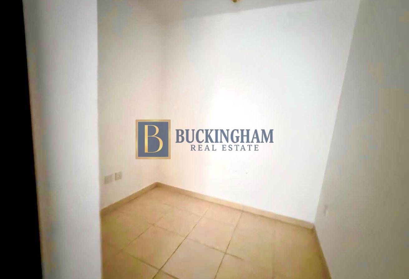 3BR + Maids | Lake View | Prime Location photo 8