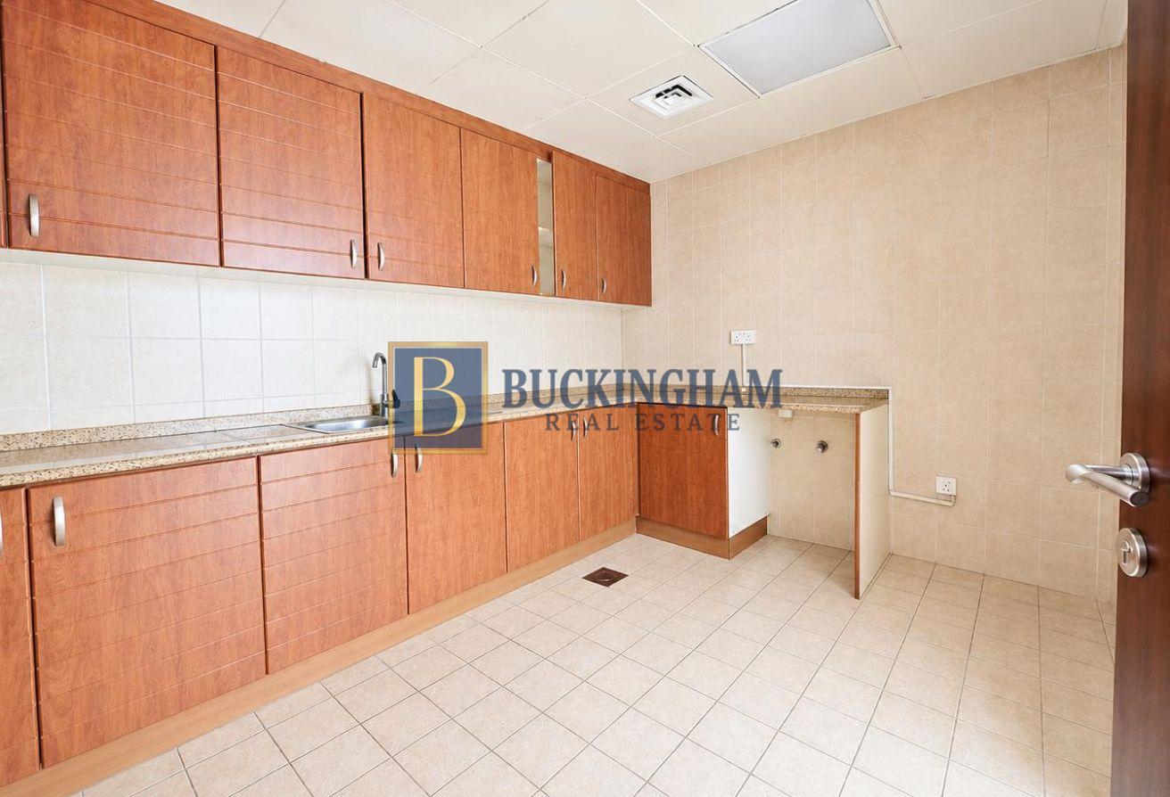 3BR + Maids | Lake View | Prime Location photo 15