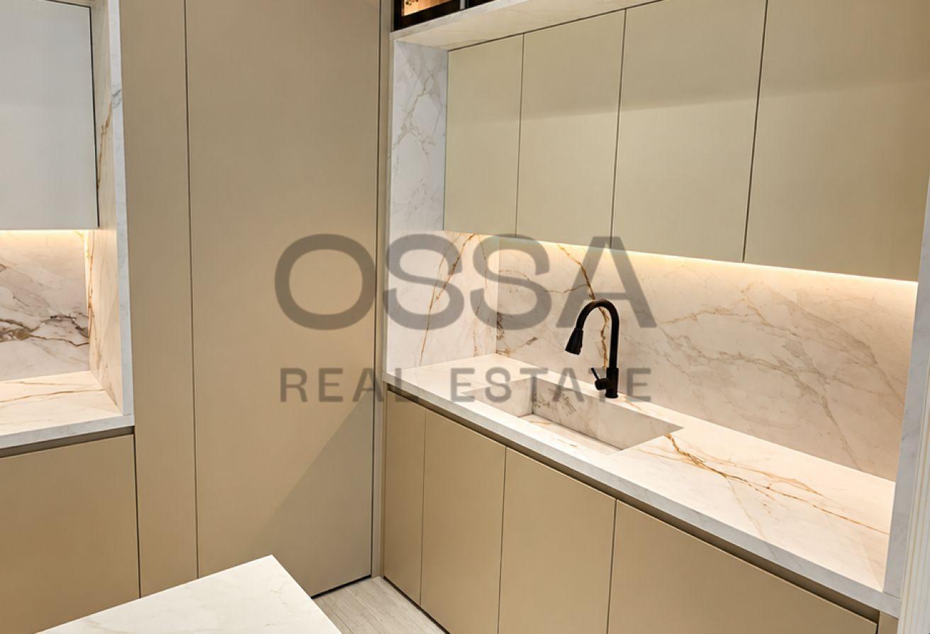 Fully Upgraded | Turnkey | West Beach View photo 7