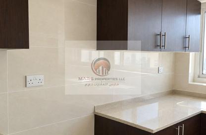 Apartment - 1 - 1 for sale in Budaniq - Al Qasimia - Sharjah