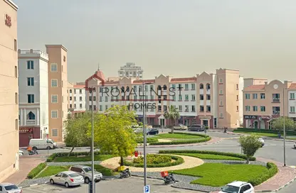 Shop - Studio for rent in Building Y21 - England Cluster - International City - Dubai