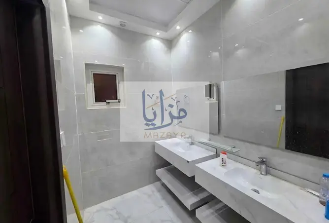 145537679 - Property Image 3