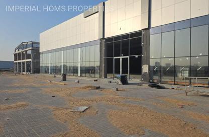 Show Room - Studio - 2 Bathrooms for rent in Umm Al Thuoob - Umm Al Quwain