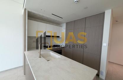 Apartment - 2 - 2 for rent in Binghatti Ivory - Dubai Healthcare City 2 - Al Jaddaf - Dubai