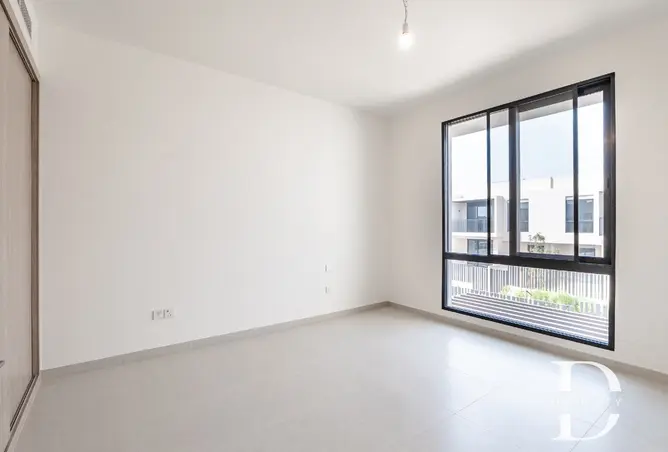 132003953 - Property Image 3