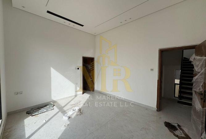 74232480 - Property Image 3