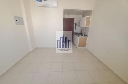 Apartment - Studio - 1 Bathroom for rent in Fire Station Road - Muwaileh - Sharjah