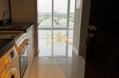 Apartment - Studio - 1 for rent in Carson C - Carson - Damac Hills - Dubai