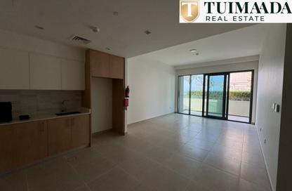 Apartment - 2 Bedrooms - 2 Bathrooms for sale in Seagate Building 3 - Seagate - Mina Rashid - Dubai