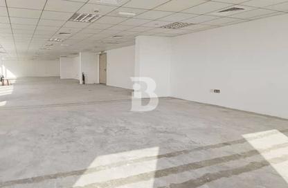 Whole Building - Studio for rent in Phase 1 - Dubai Investment Park (DIP) - Dubai