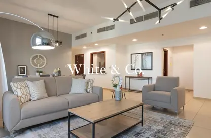 Apartment - 2 Bedrooms - 3 Bathrooms for sale in Shams 4 - Shams - Jumeirah Beach Residence - Dubai