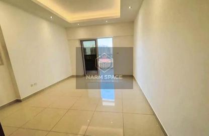 شقة - 1 حمام للايجار في برج هيرا - مدينة دبي الرياضية - دبي