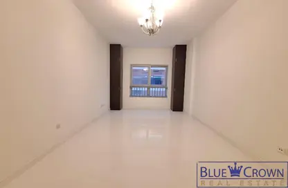 شقة - 1 حمام للايجار في الطوب - منخول - بر دبي - دبي